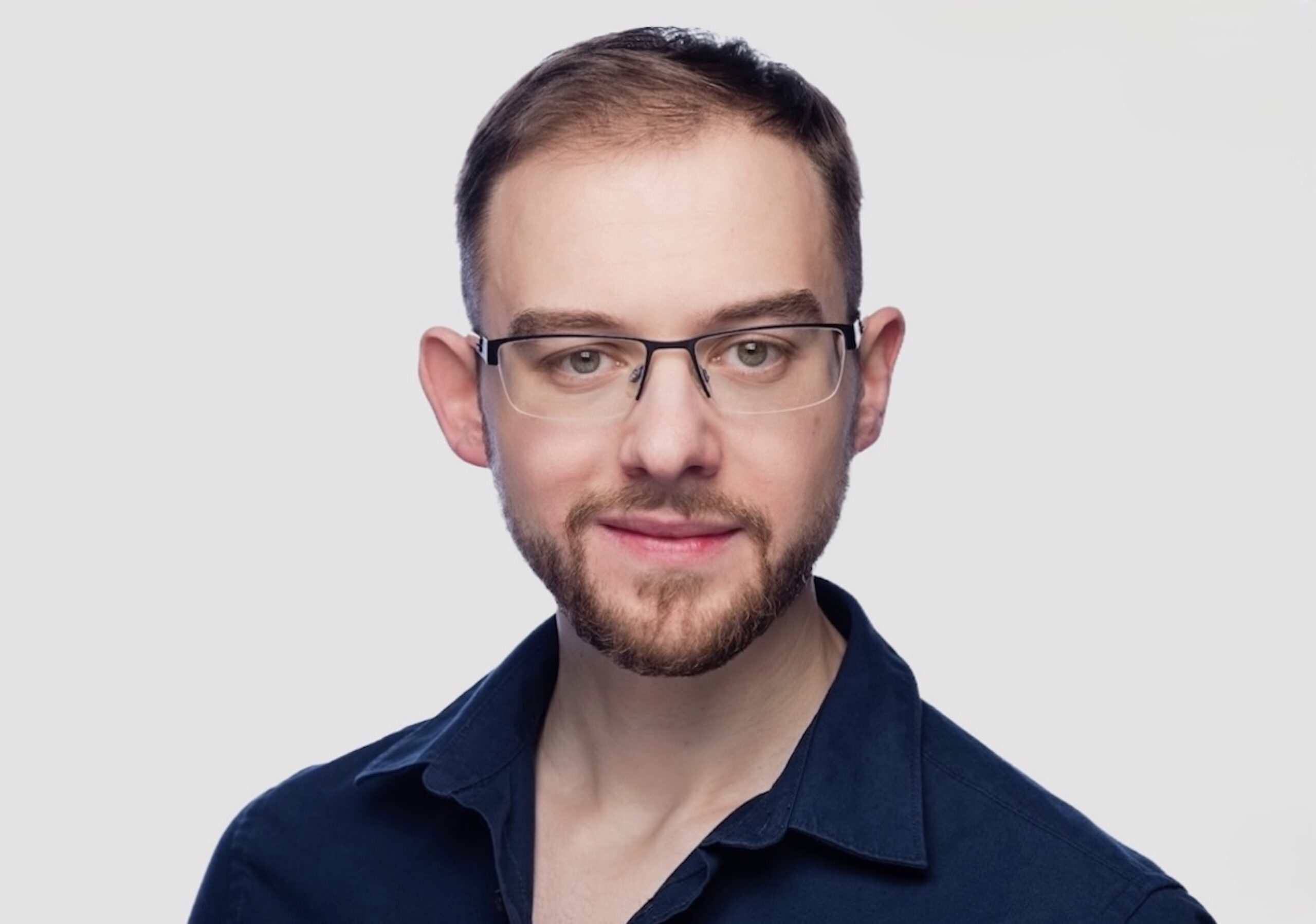 KINEWS24.de - Benjamin-Eidam: Interne KI-Benchmarks sind das beste Mittel gegen FOMO