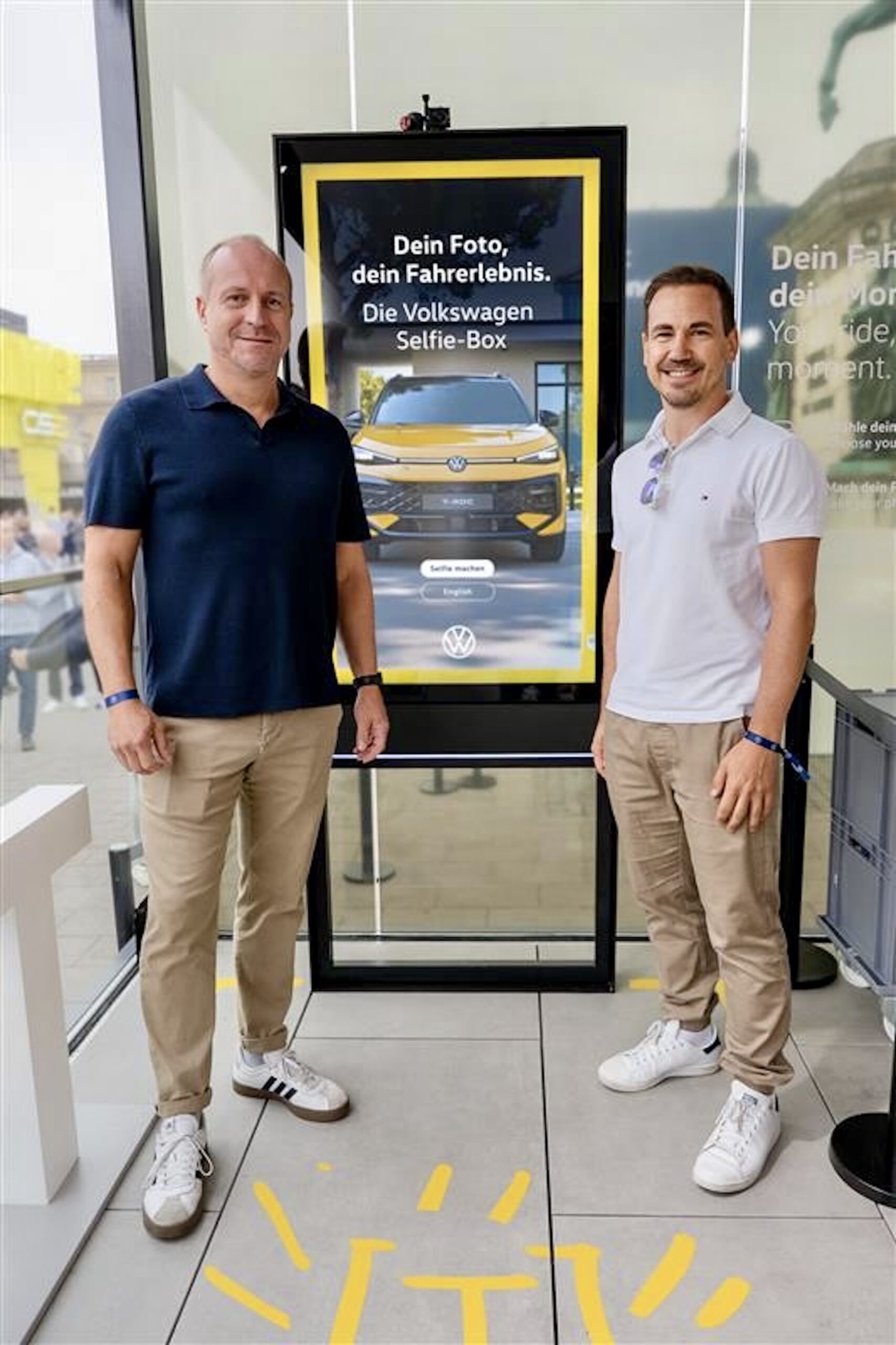 KINEWS24.de - VW Selfie-Box auf der IAA 2025